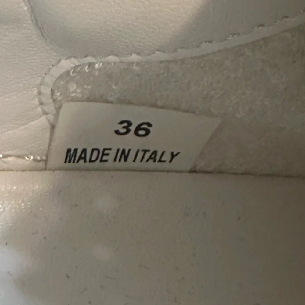 Stella McCartney Loop Gradient Sneaker - Picture 12 of 12